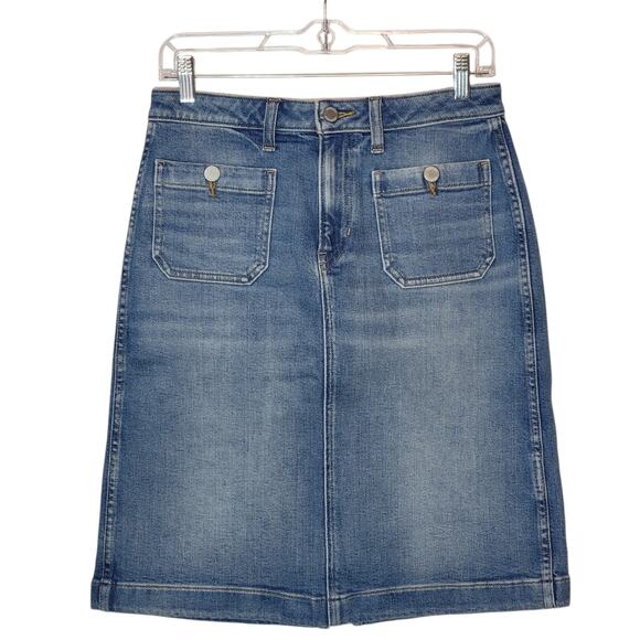 Banana Republic Dresses & Skirts - Banana Republic Denim Mini Skirt Medium Wash Blue Patch Pockets Size 6 NWT